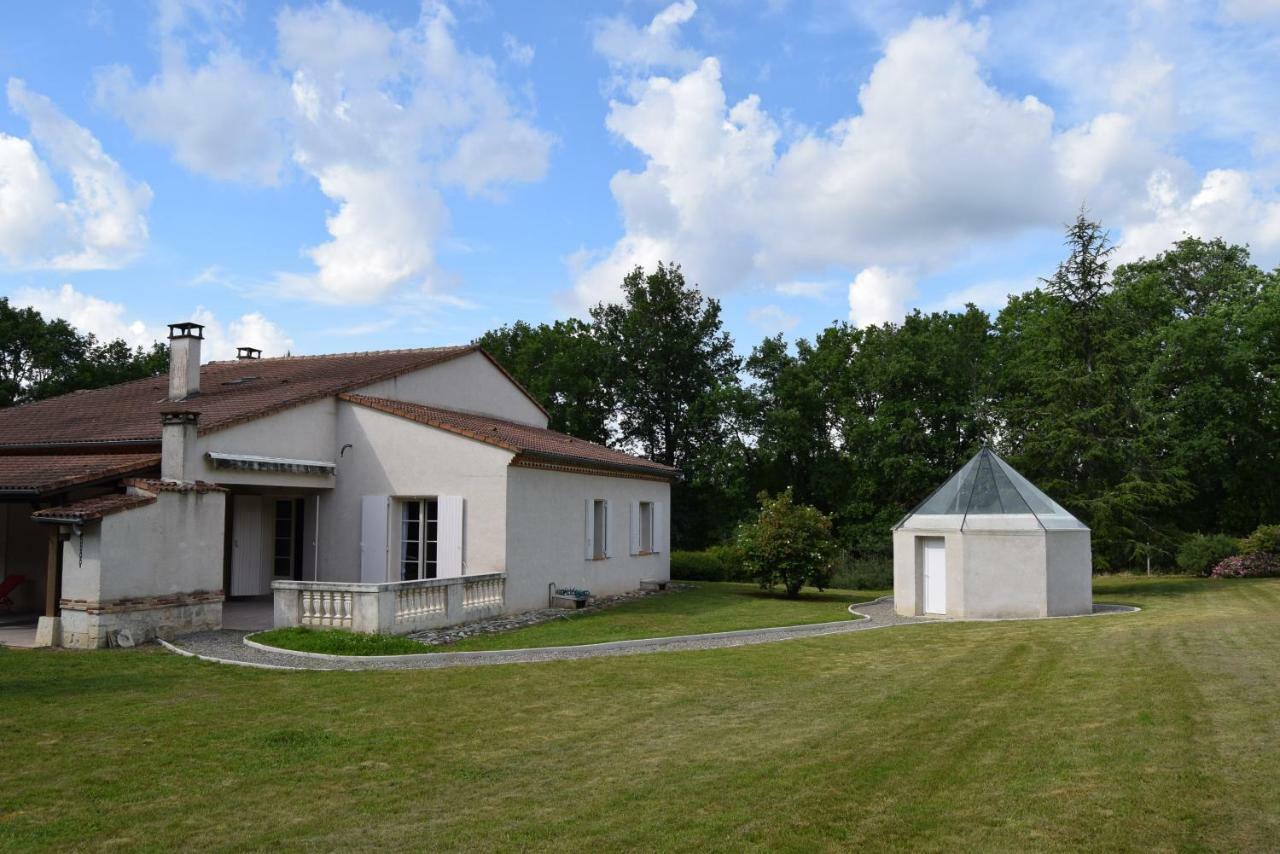 Le Cheminard Bed and Breakfast Feugarolles Εξωτερικό φωτογραφία