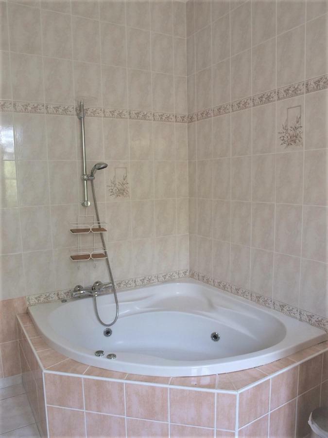 Le Cheminard Bed and Breakfast Feugarolles Εξωτερικό φωτογραφία